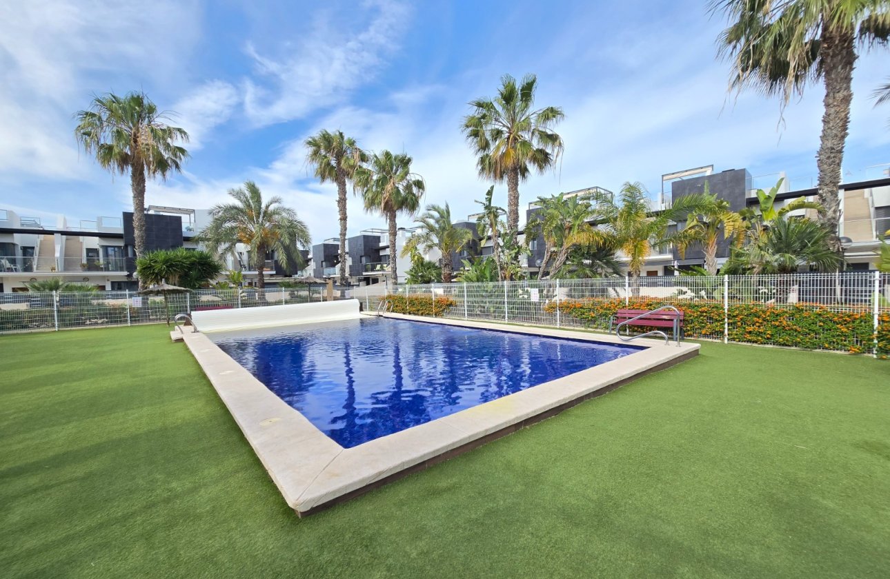 Resale - Apartment / flat - Orihuela Costa - Villamartín *
