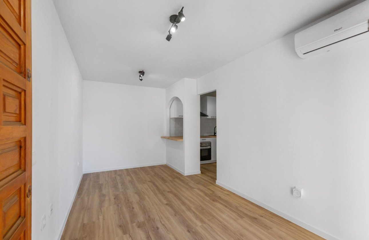 Resale - Apartment / flat - Torrevieja - Torreblanca