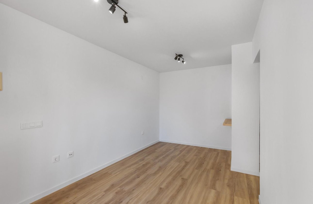 Resale - Apartment / flat - Torrevieja - Torreblanca