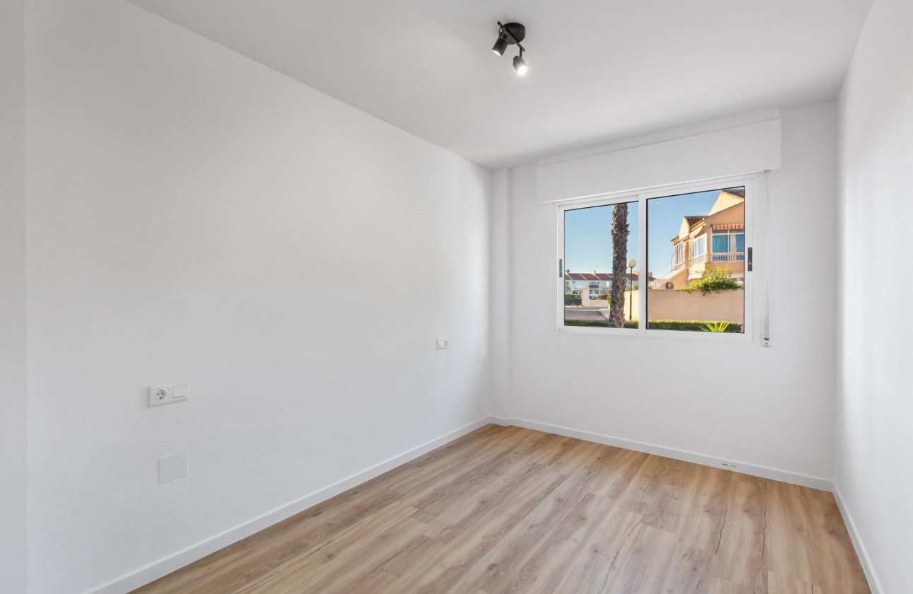 Resale - Apartment / flat - Torrevieja - Torreblanca