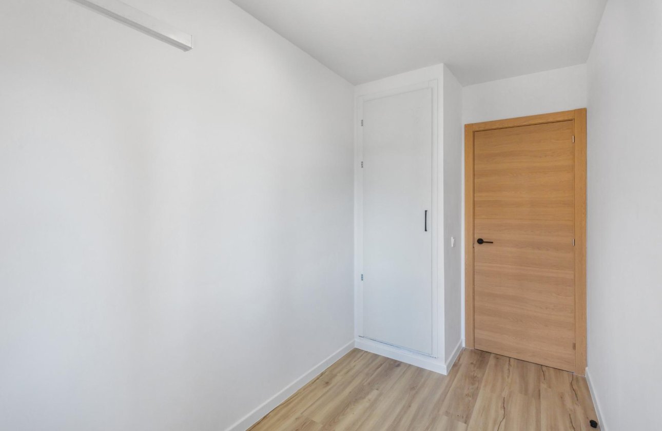 Resale - Apartment / flat - Torrevieja - Torreblanca