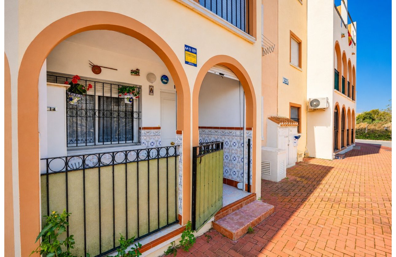 Resale - Bungalow - Torrevieja - playa de los naufragos