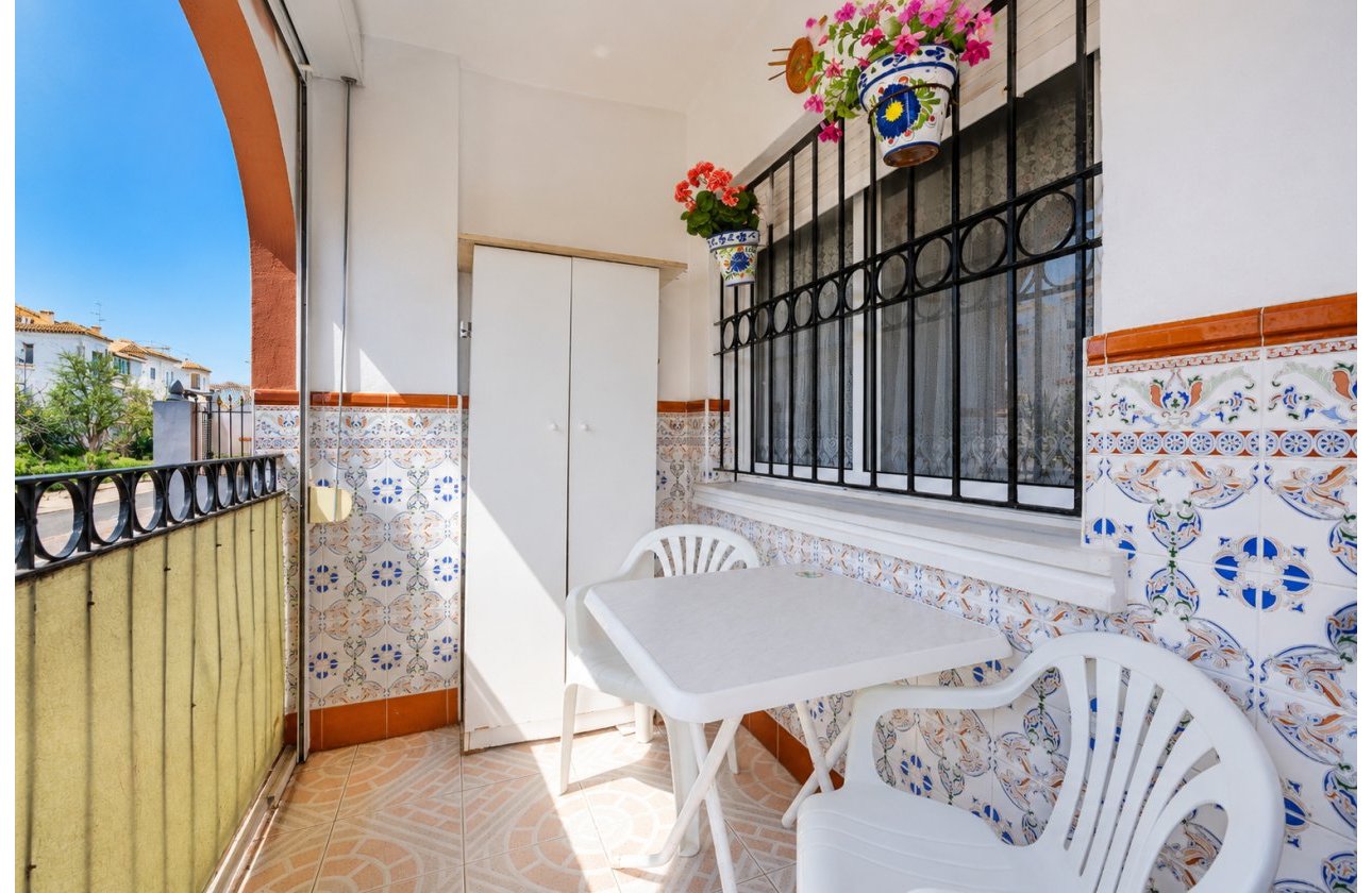 Resale - Bungalow - Torrevieja - playa de los naufragos