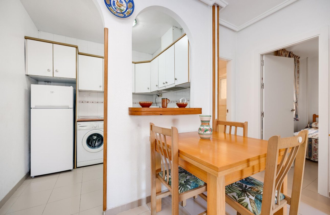 Resale - Bungalow - Torrevieja - playa de los naufragos
