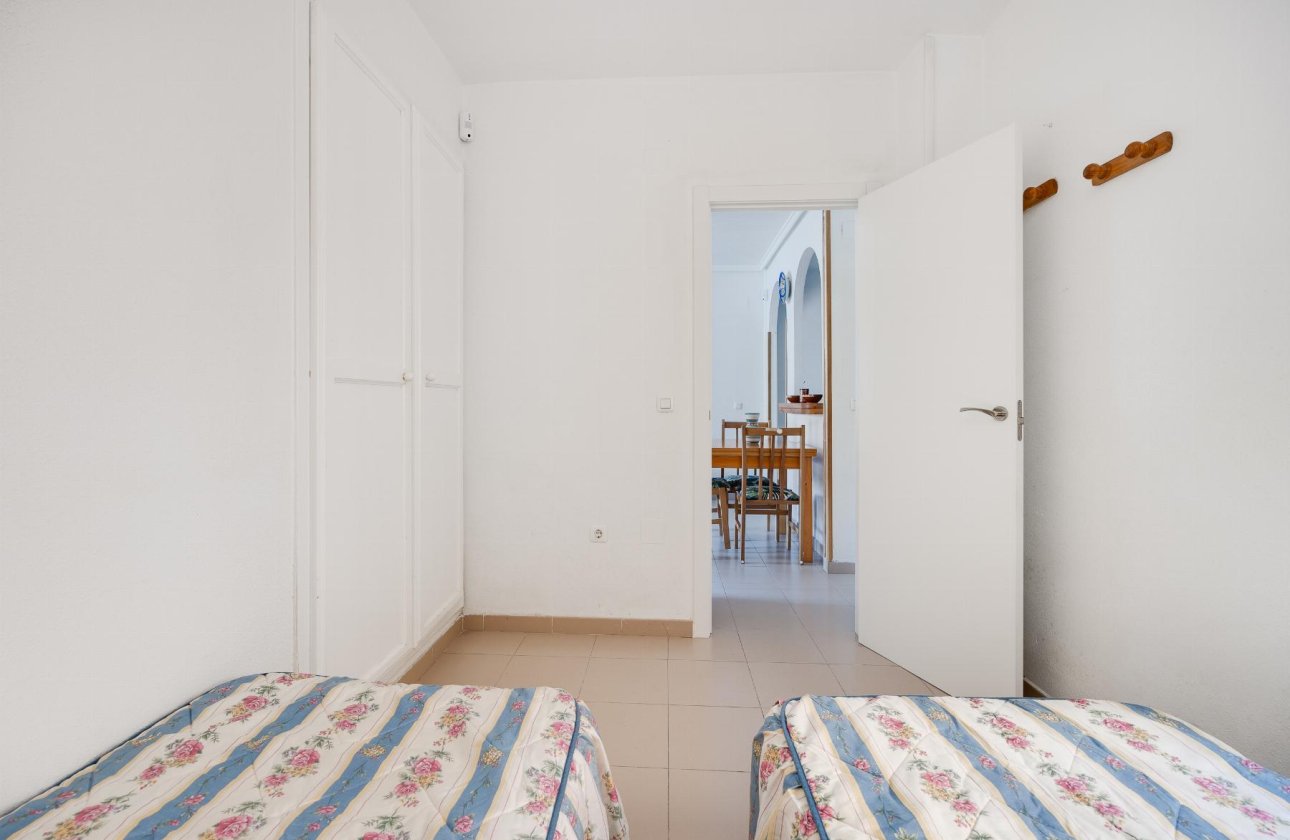 Resale - Bungalow - Torrevieja - playa de los naufragos