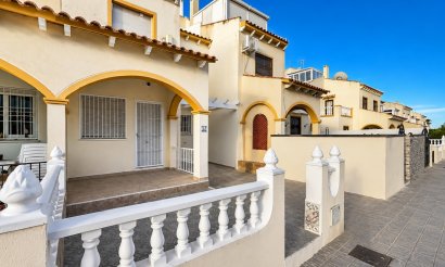 Resale - Townhouse - Orihuela Costa - Los Almendros