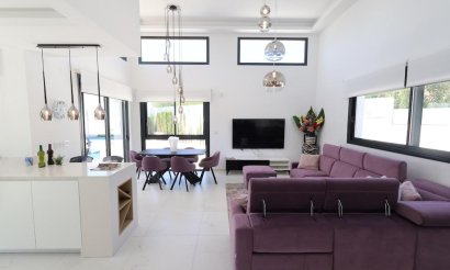 Resale - Villa - Rojales - La Marquesa