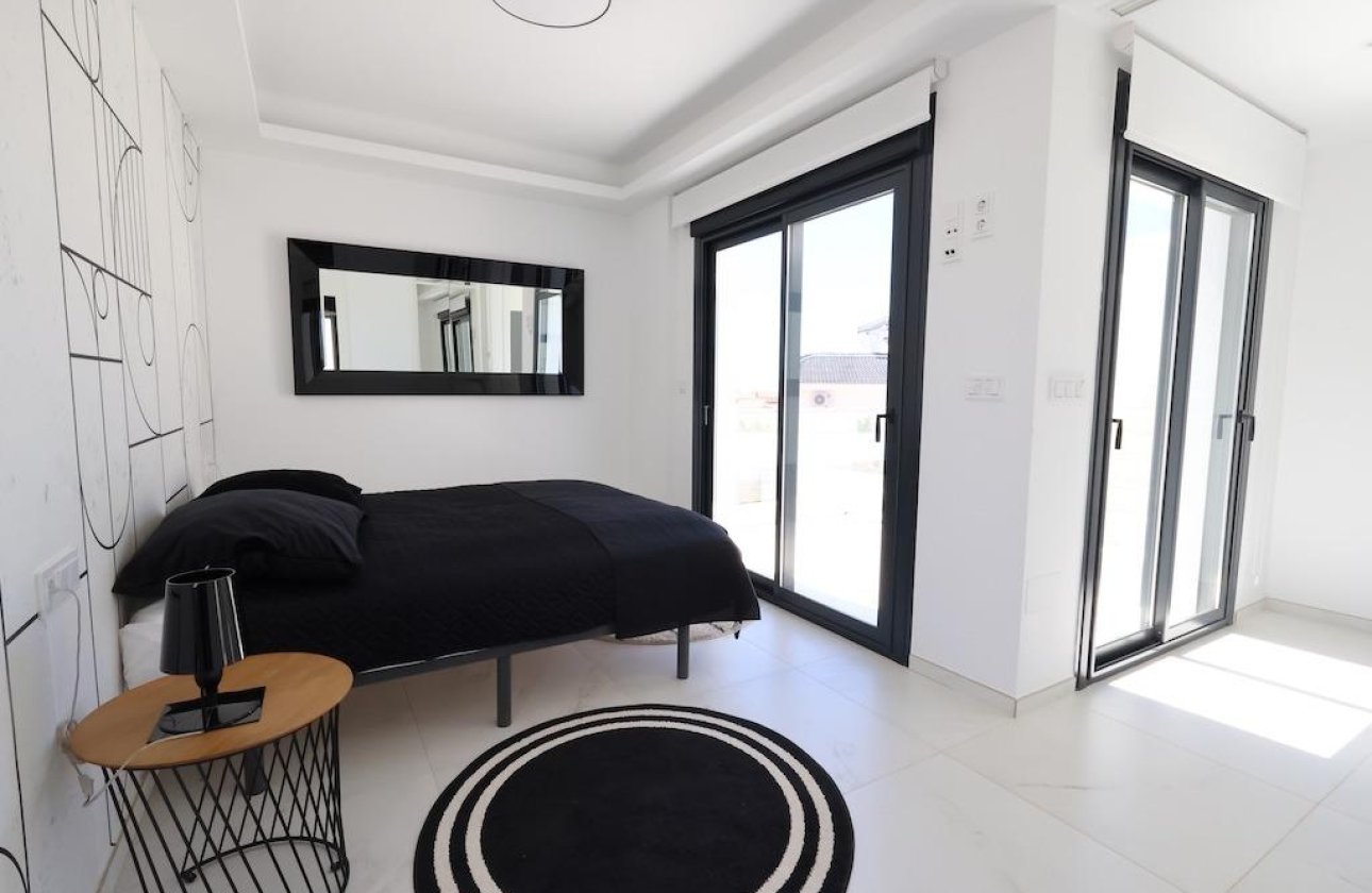 Resale - Villa - Rojales - La Marquesa