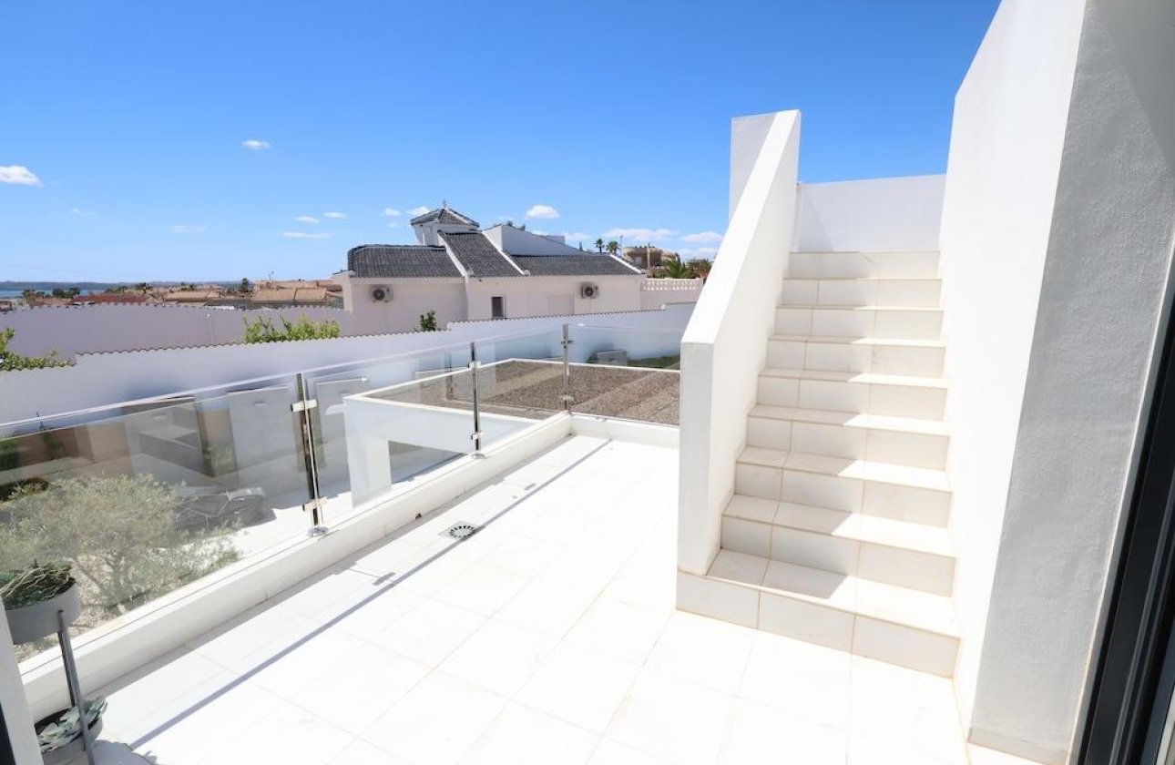 Resale - Villa - Rojales - La Marquesa