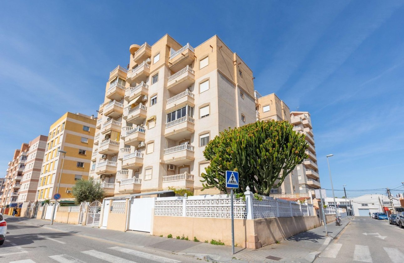 Resale - Apartment / flat - Torrevieja - Nueva Torrevieja