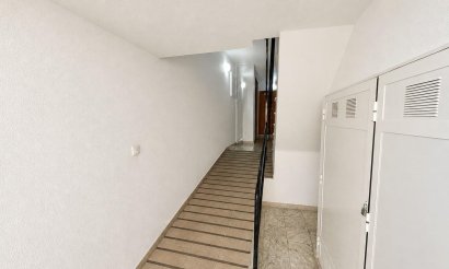 Resale - Apartment / flat - Torrevieja - Nueva Torrevieja