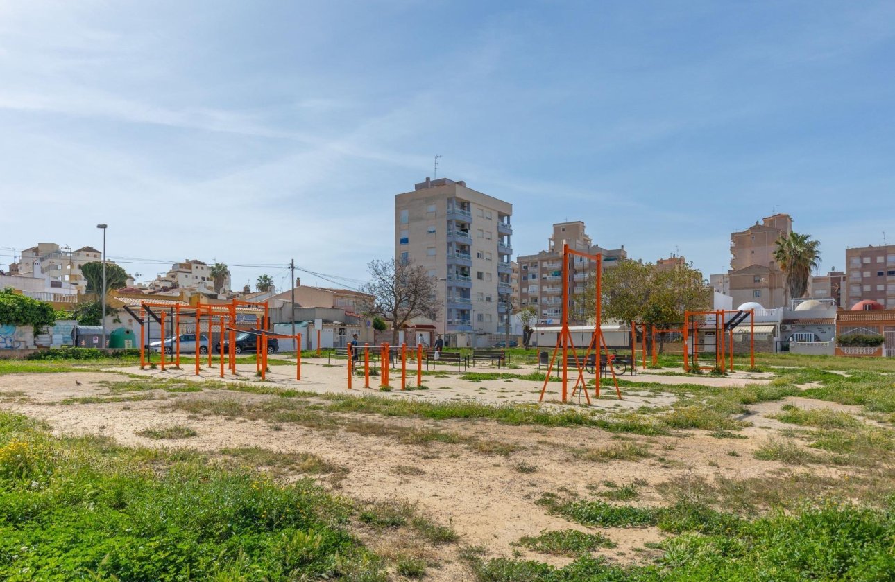 Resale - Apartment / flat - Torrevieja - Nueva Torrevieja