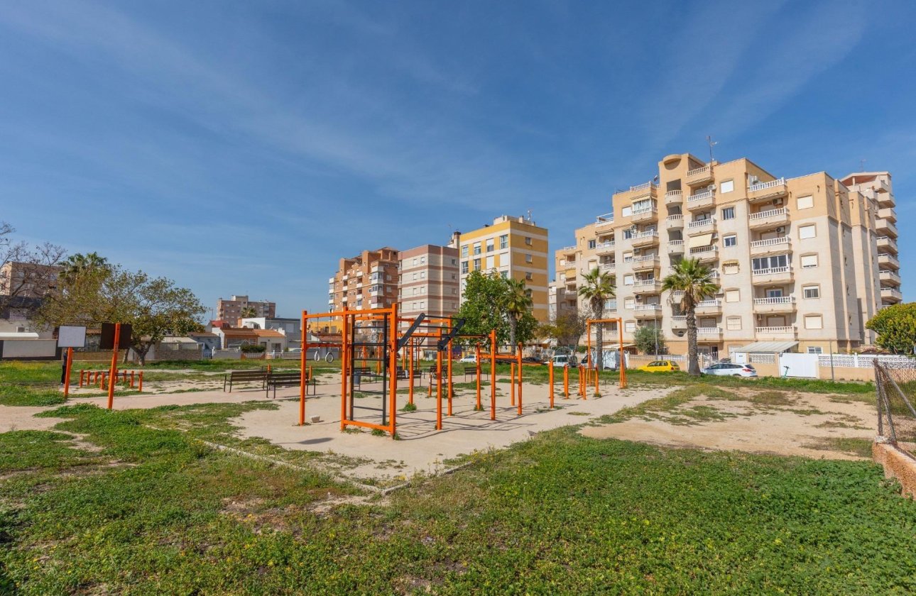 Resale - Apartment / flat - Torrevieja - Nueva Torrevieja