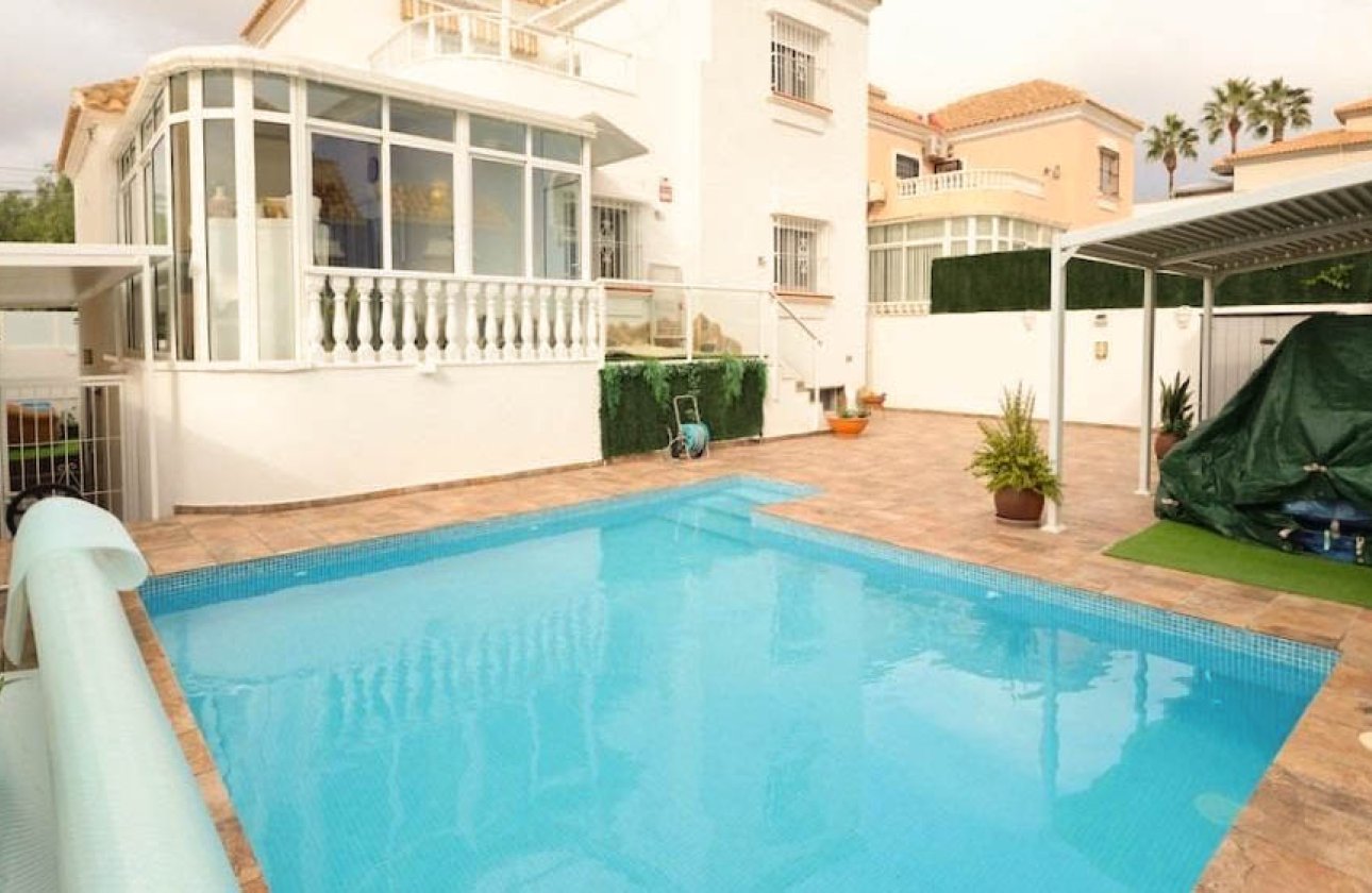 Resale - Villa - San Miguel de Salinas - Blue Lagoon