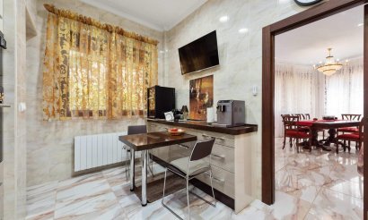 Resale - Villa - Orihuela Costa - Campoamor