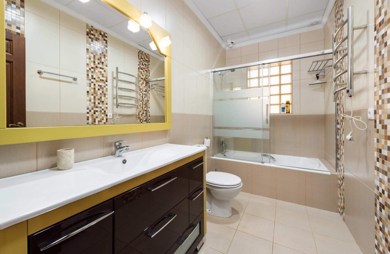 Resale - Villa - Orihuela Costa - Campoamor