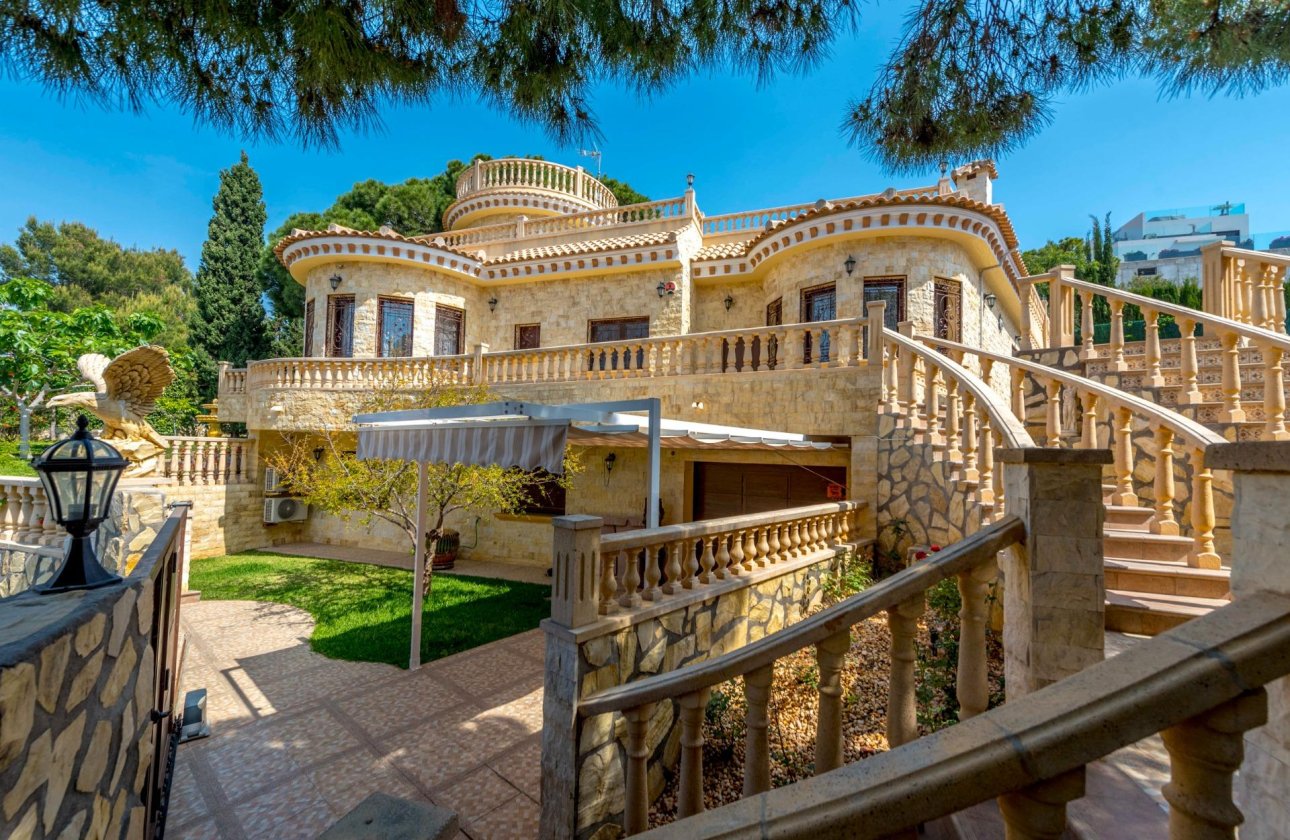 Resale - Villa - Orihuela Costa - Campoamor