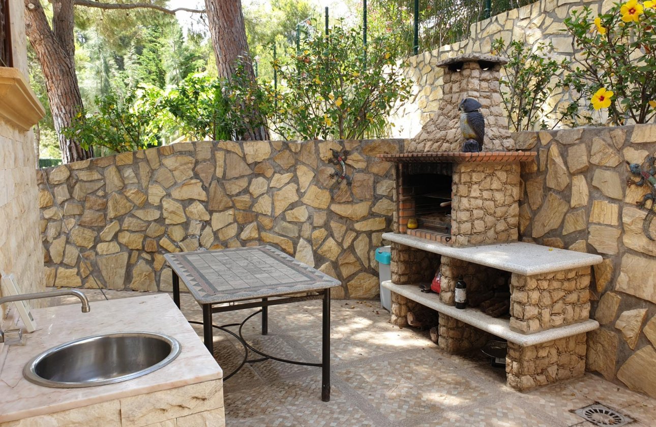 Resale - Villa - Orihuela Costa - Campoamor