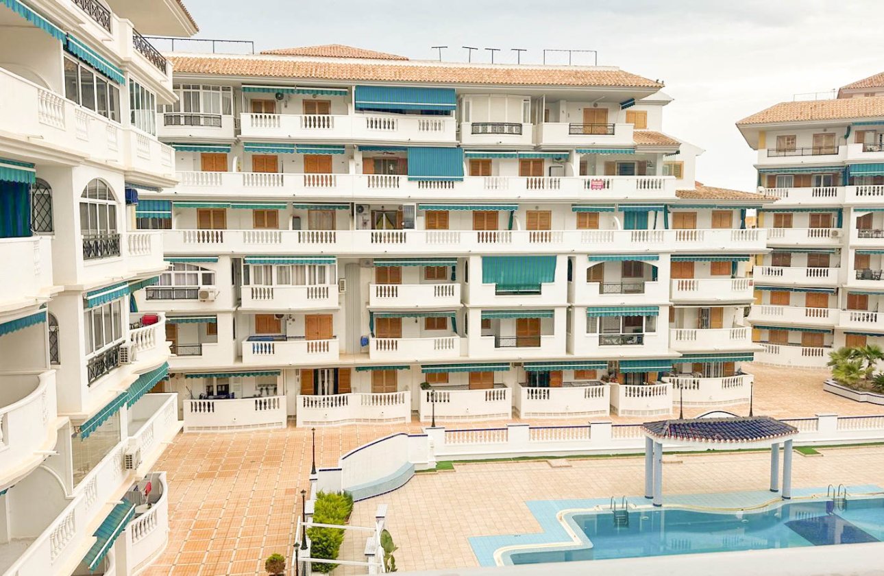 Reventa - Apartamento / piso - Torrevieja - La Mata