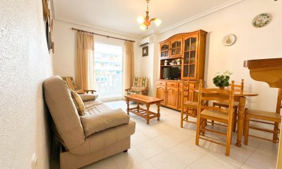 Reventa - Apartamento / piso - Torrevieja - La Mata