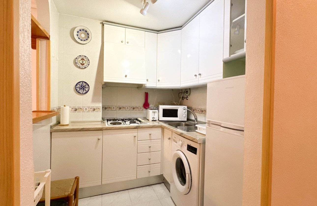 Reventa - Apartamento / piso - Torrevieja - La Mata