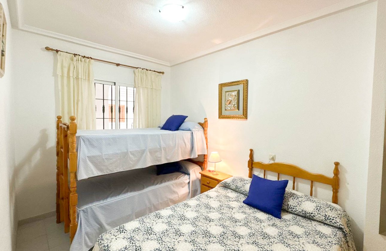 Reventa - Apartamento / piso - Torrevieja - La Mata