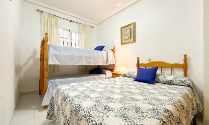 Reventa - Apartamento / piso - Torrevieja - La Mata