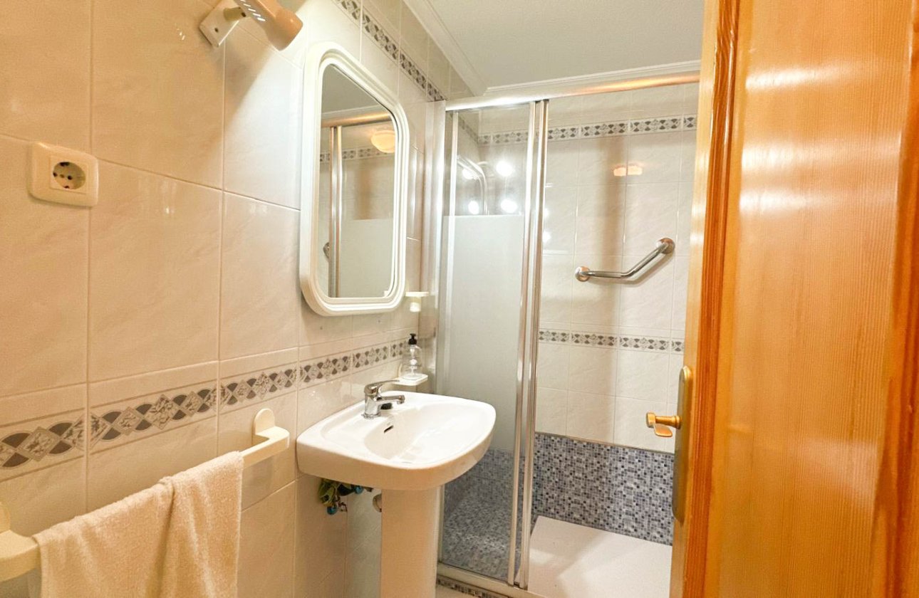 Reventa - Apartamento / piso - Torrevieja - La Mata