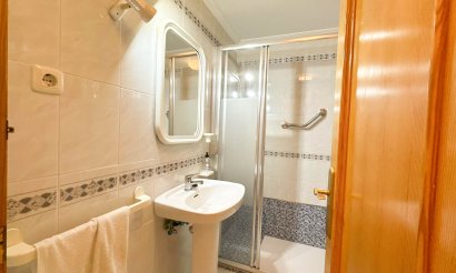 Reventa - Apartamento / piso - Torrevieja - La Mata