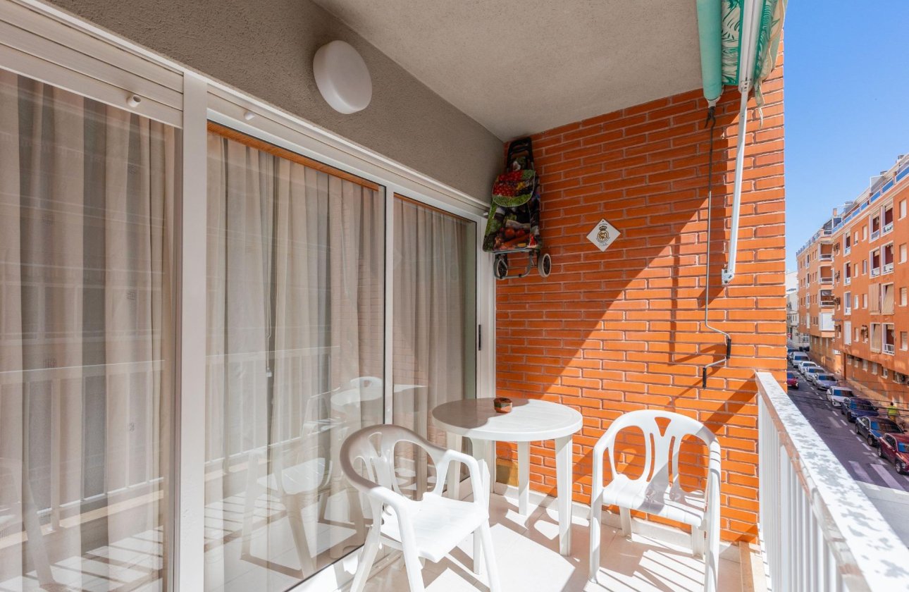 Resale - Apartment / flat - Torrevieja - Playa del Cura
