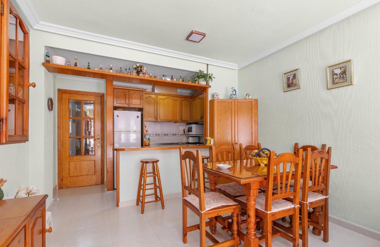 Resale - Apartment / flat - Torrevieja - Playa del Cura