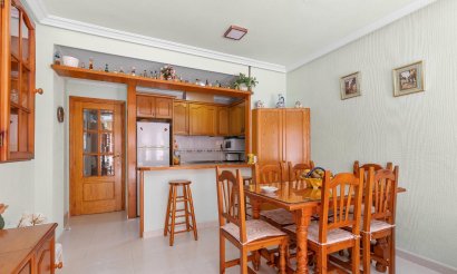 Resale - Apartment / flat - Torrevieja - Playa del Cura