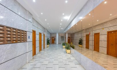 Resale - Apartment / flat - Torrevieja - Playa del Cura