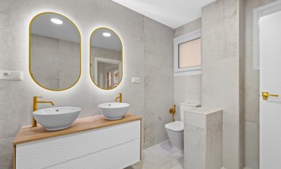 Resale - Apartment / flat - Torrevieja - Playa del Acequión
