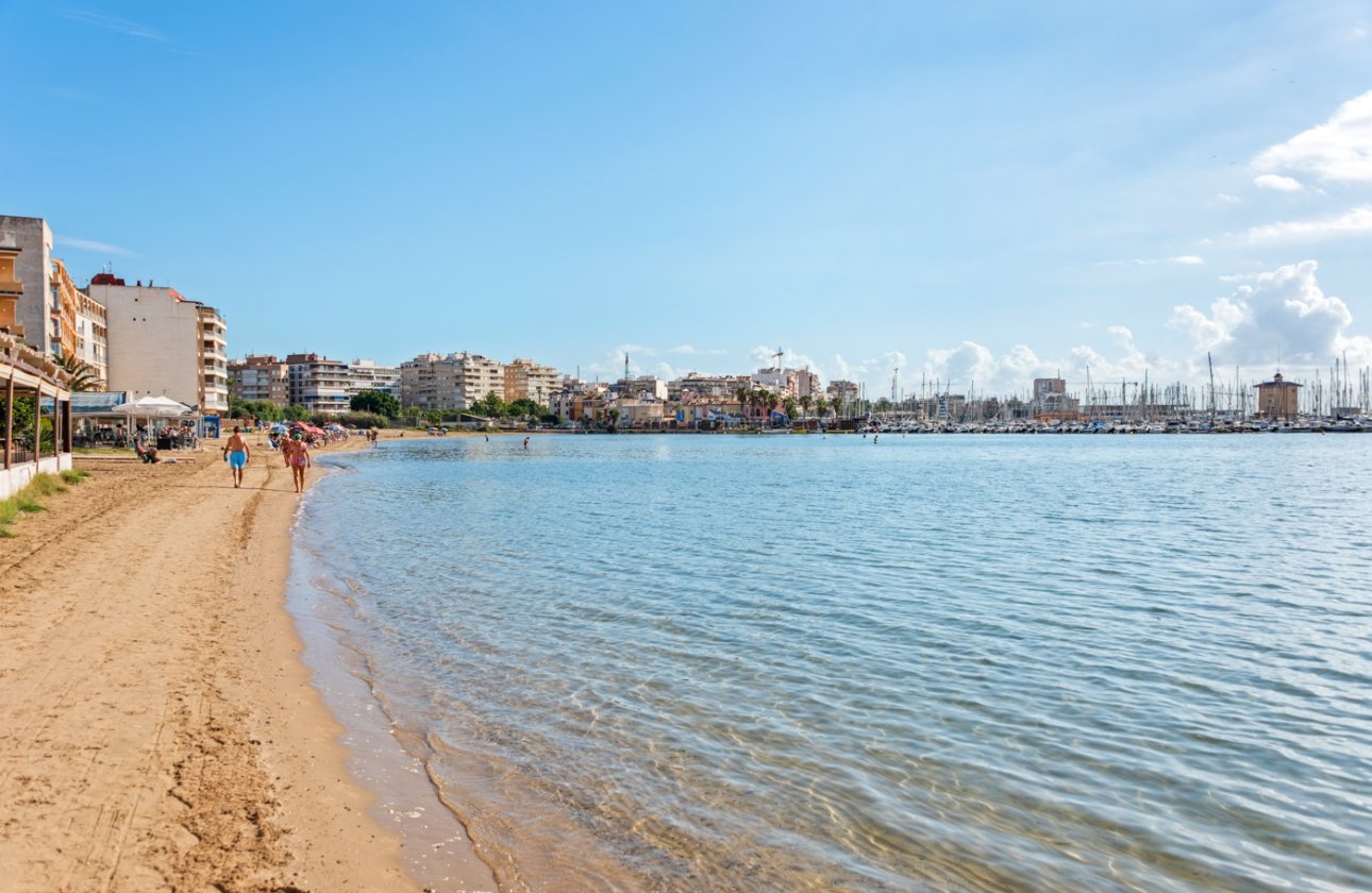 Resale - Apartment / flat - Torrevieja - Playa del Acequión