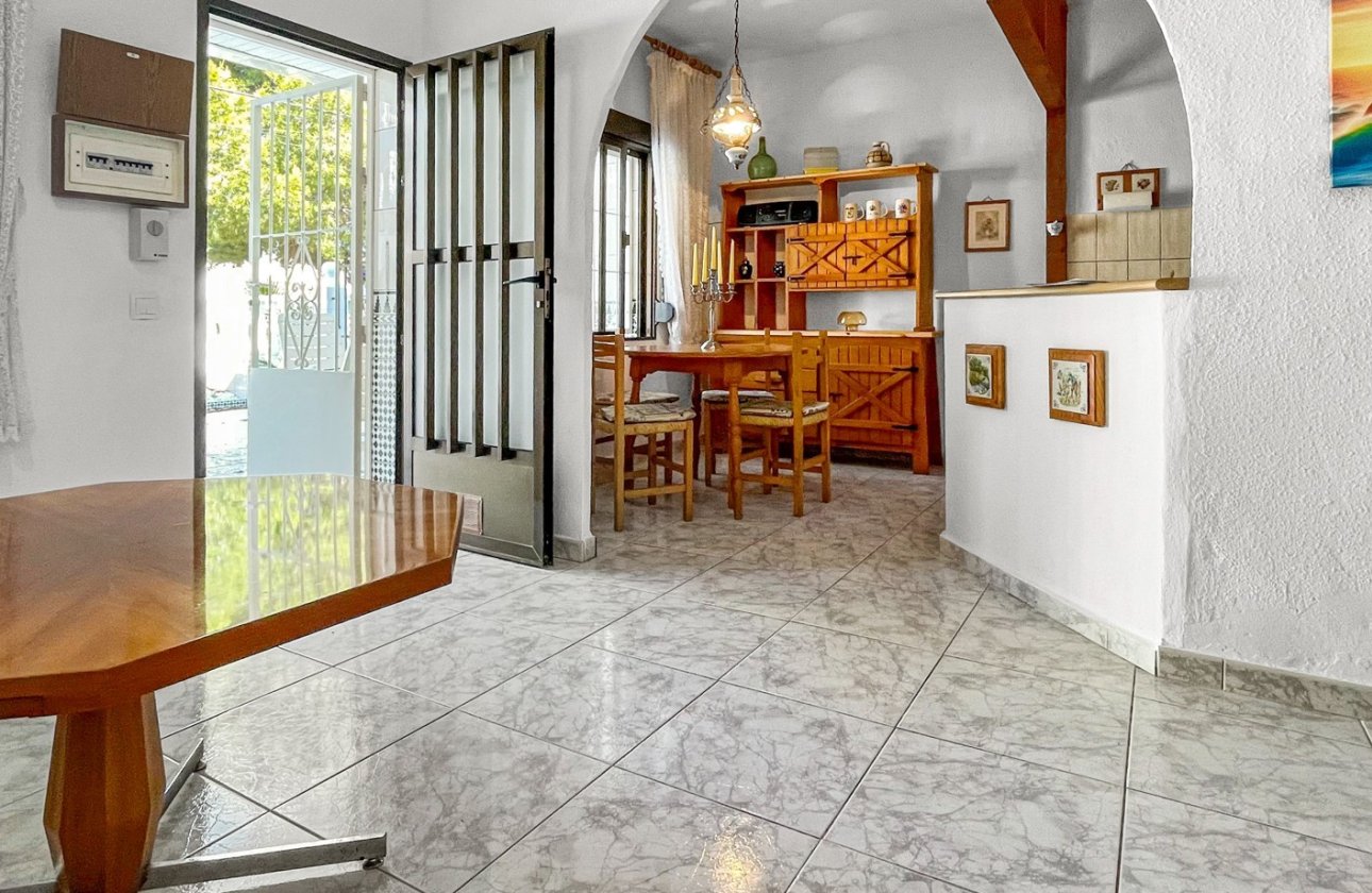 Revente - Maison de ville - Torrevieja - La Siesta - El Salado -  Torreta
