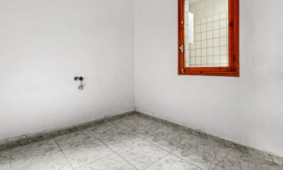 Revente - Maison de ville - Torrevieja - La Siesta - El Salado -  Torreta