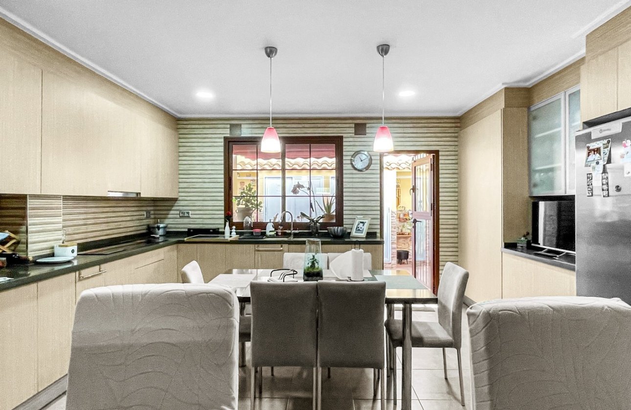 Resale - Townhouse - Torrevieja - Los Balcones