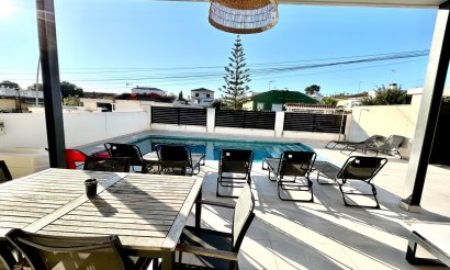 Resale - Villa - Los Balcones