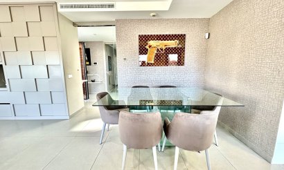 Resale - Villa - Los Balcones