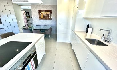Resale - Villa - Los Balcones