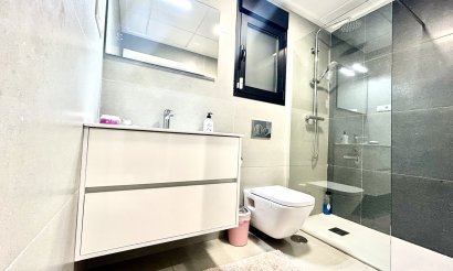 Resale - Villa - Los Balcones