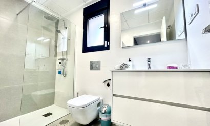Resale - Villa - Los Balcones