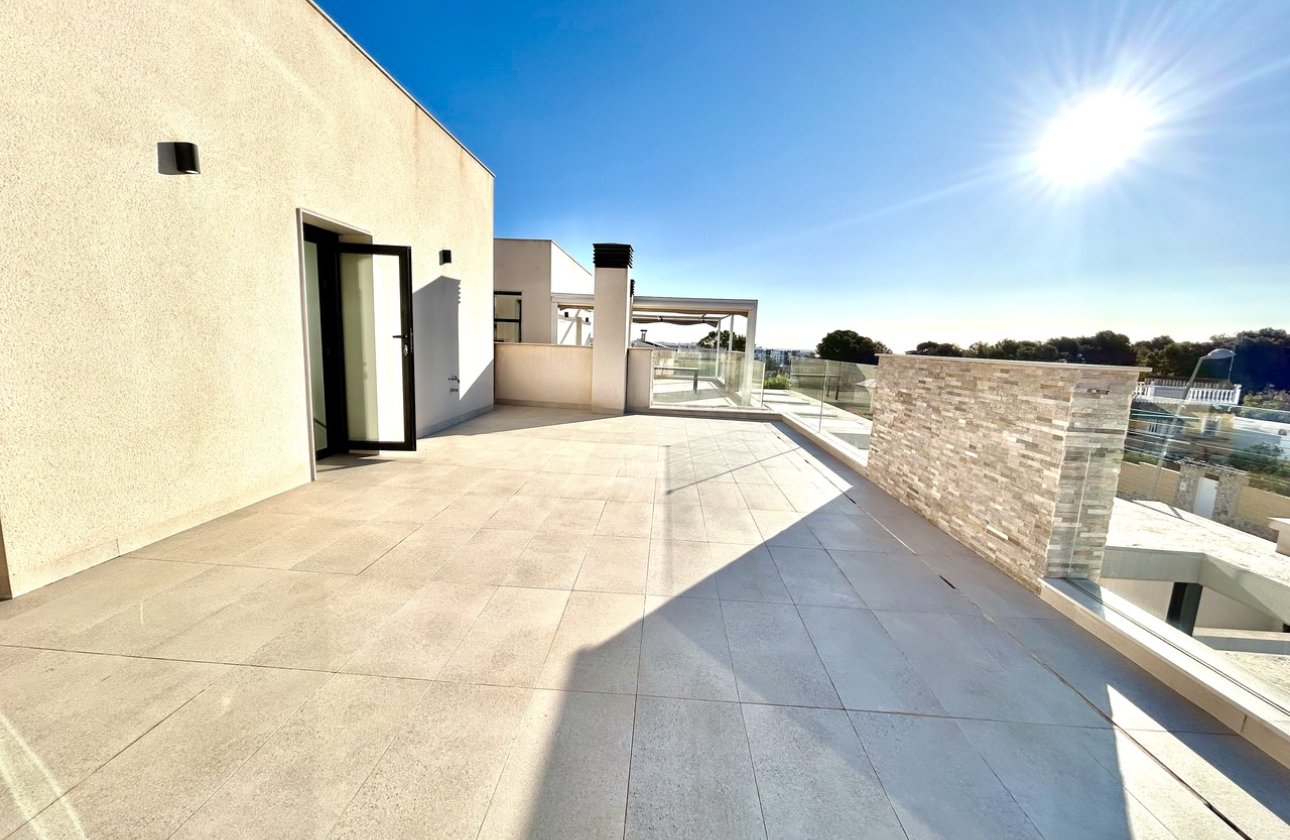 Resale - Villa - Los Balcones