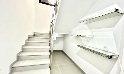 Resale - Villa - Los Balcones