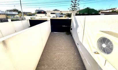 Resale - Villa - Los Balcones