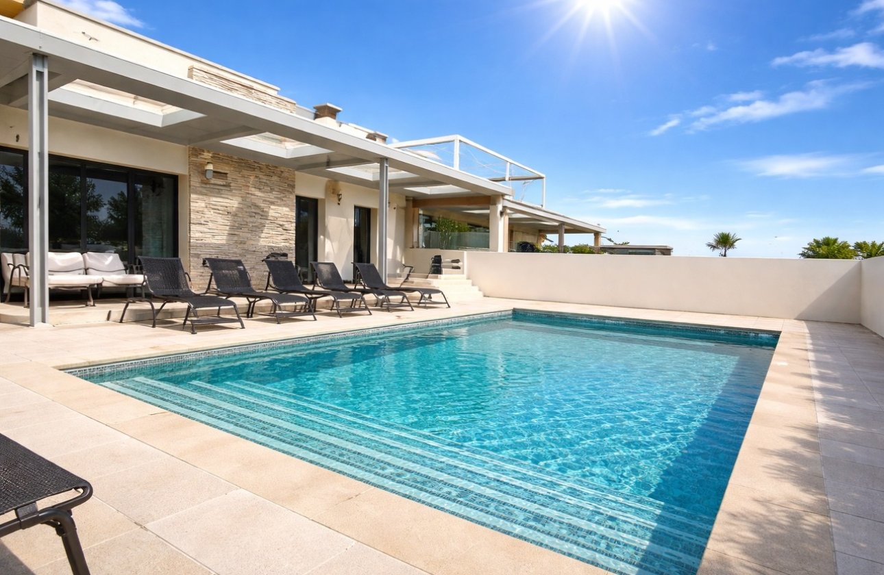 Resale - Villa - Los Balcones