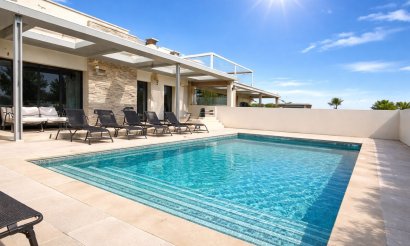 Resale - Villa - Los Balcones