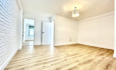 Resale - Apartment / flat - Torrevieja