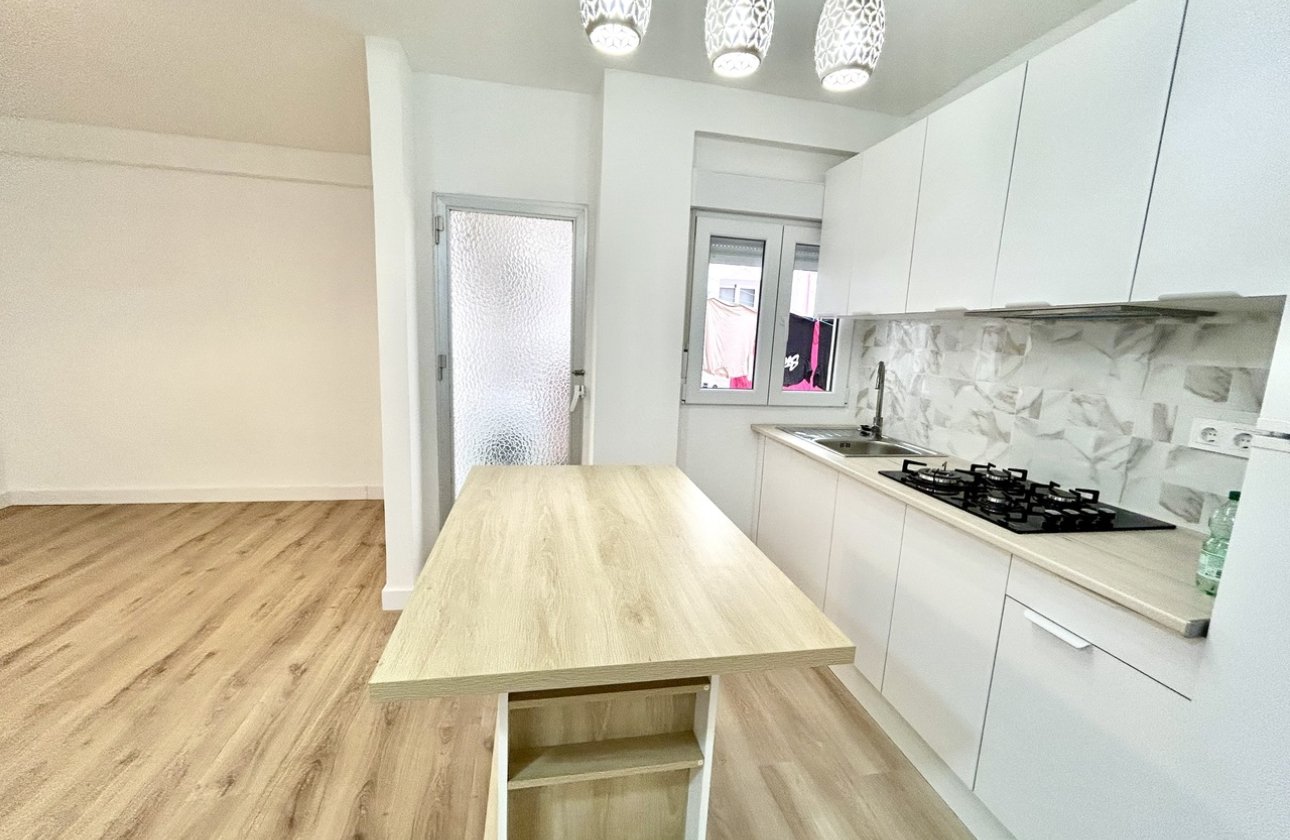 Resale - Apartment / flat - Torrevieja